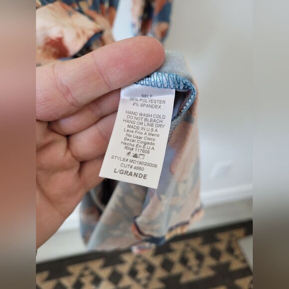 Mimi+Daphne Floral Midi Dress Blue Classic Modest Teacher Pockets Lightweight L - Picture 10 of 10